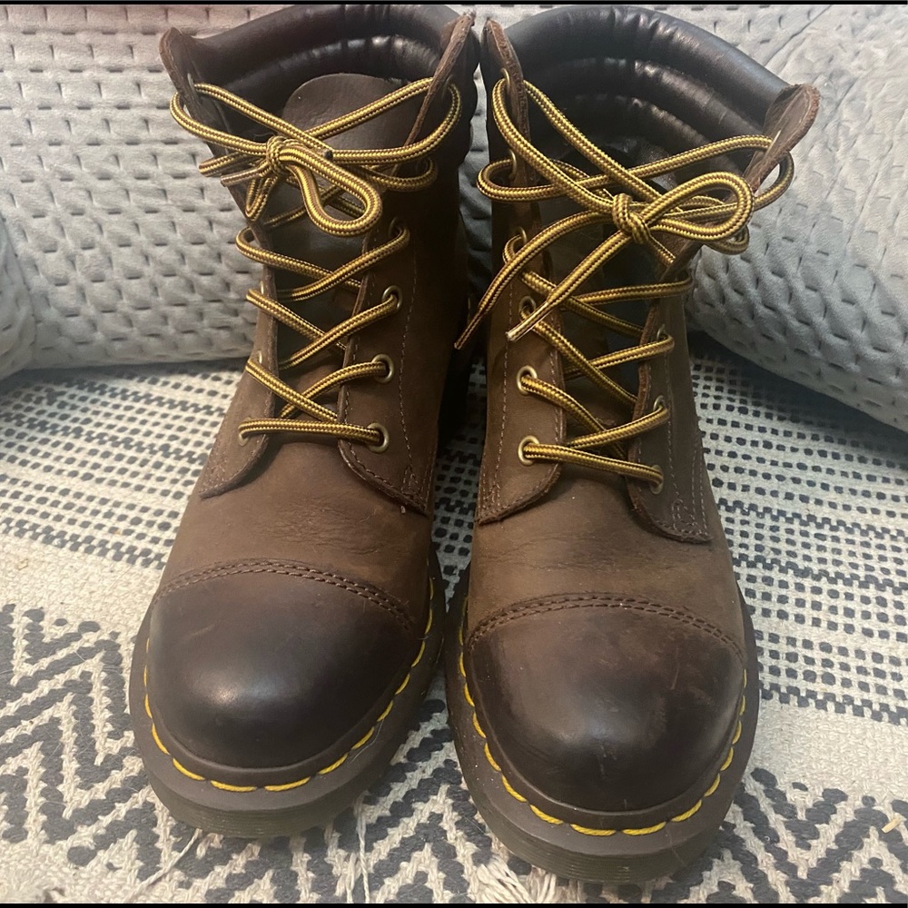 DOC MARTENS Alexandra brown lace-up heeled boots